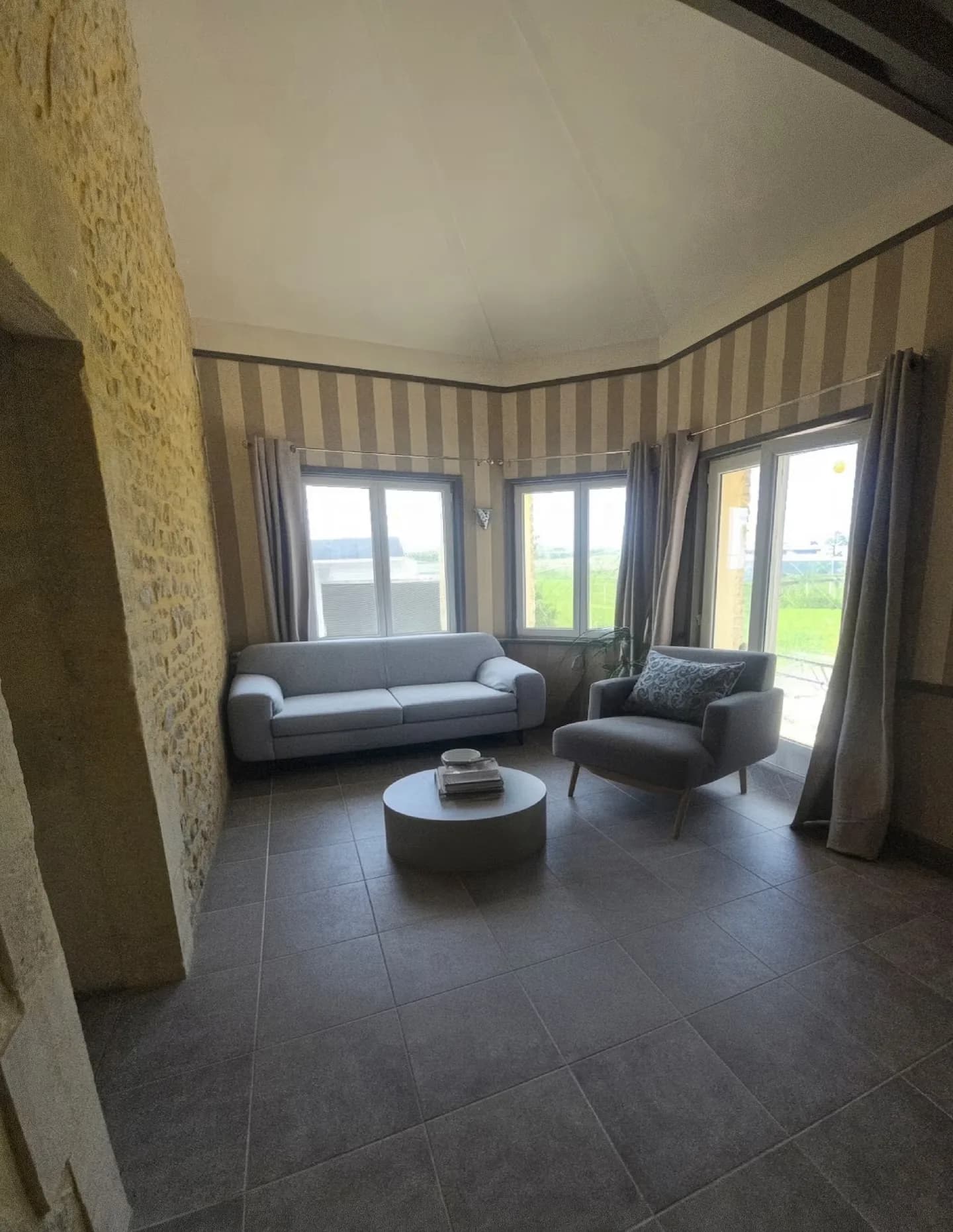 Gîte 12 Pers, Grande Piscine Privative et Couverte - photo 2
